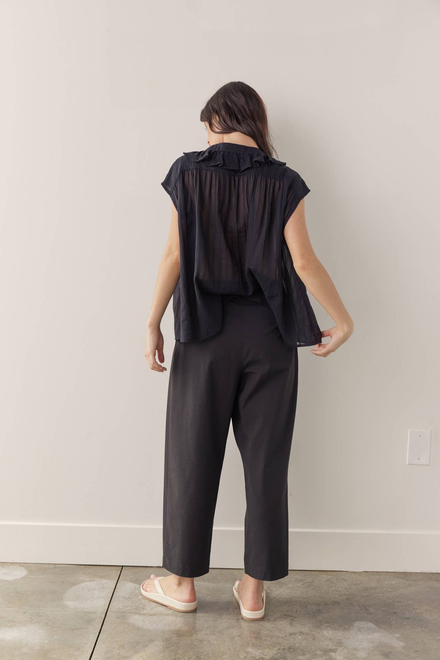 Pleated taped pants