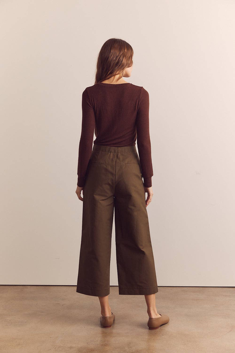 Pleated cotton trousers