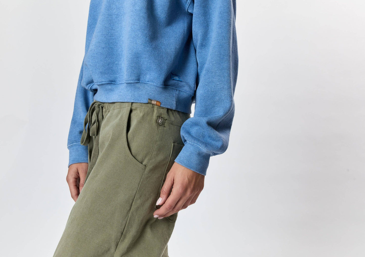 Studio L/S Shorty Sweatshirt