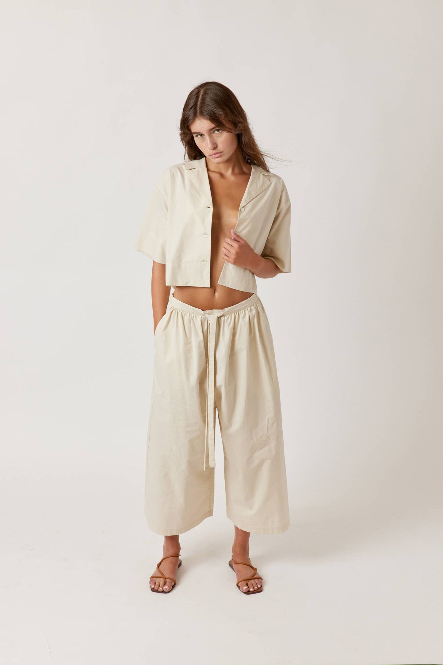 Half-sleeve crop button-down shirts