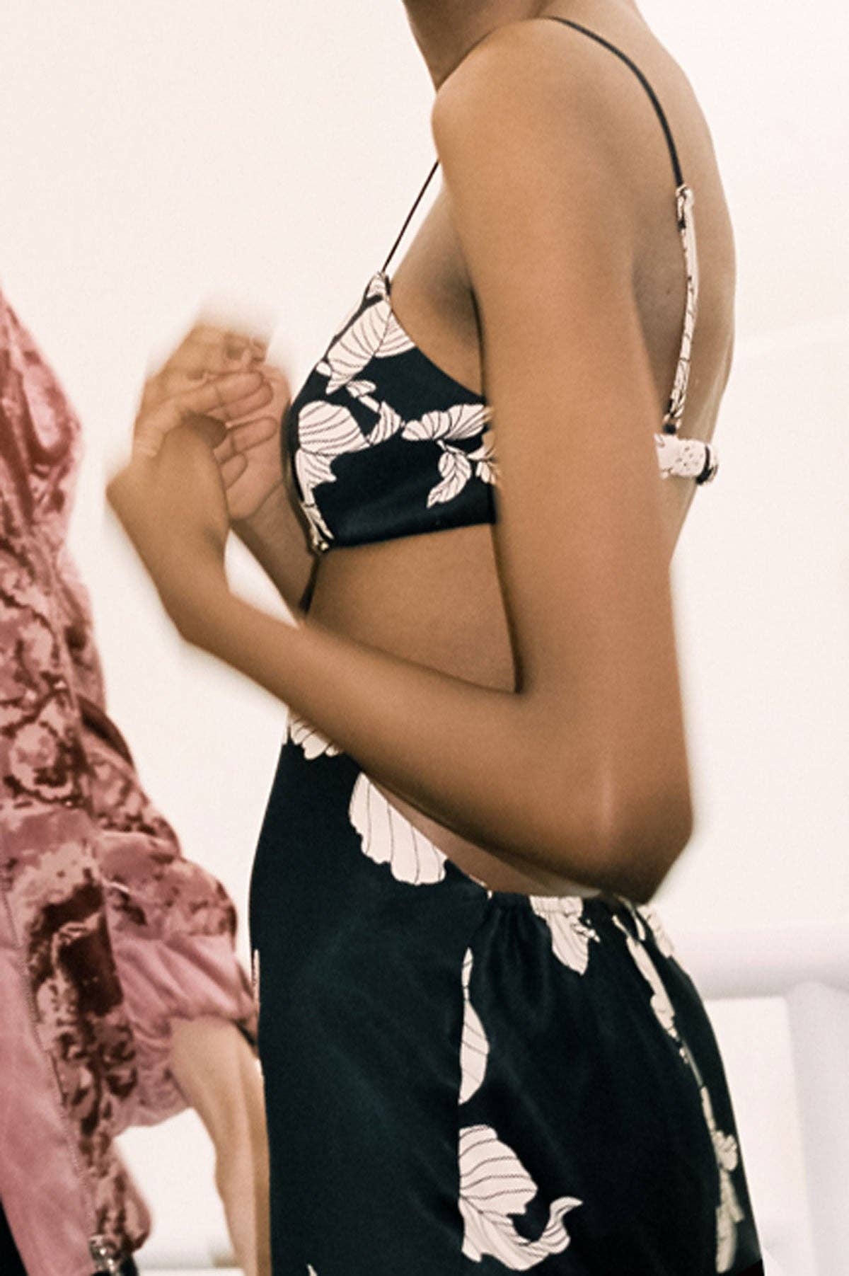 Musk Floral Dress - Black