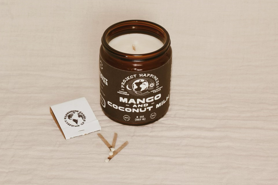 Mango and Coconut - 8 oz Soy Candle / Summer Scent