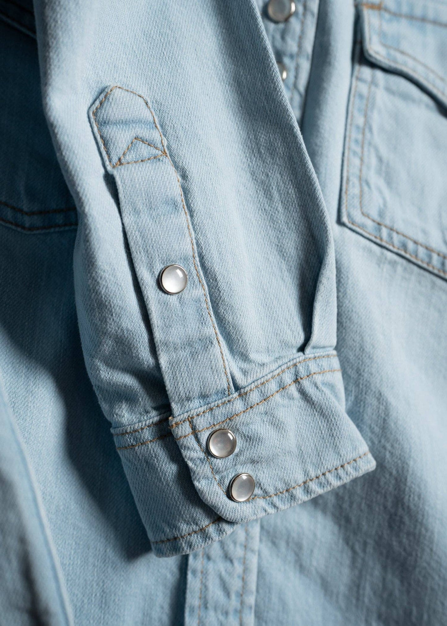 Women's West Shirt