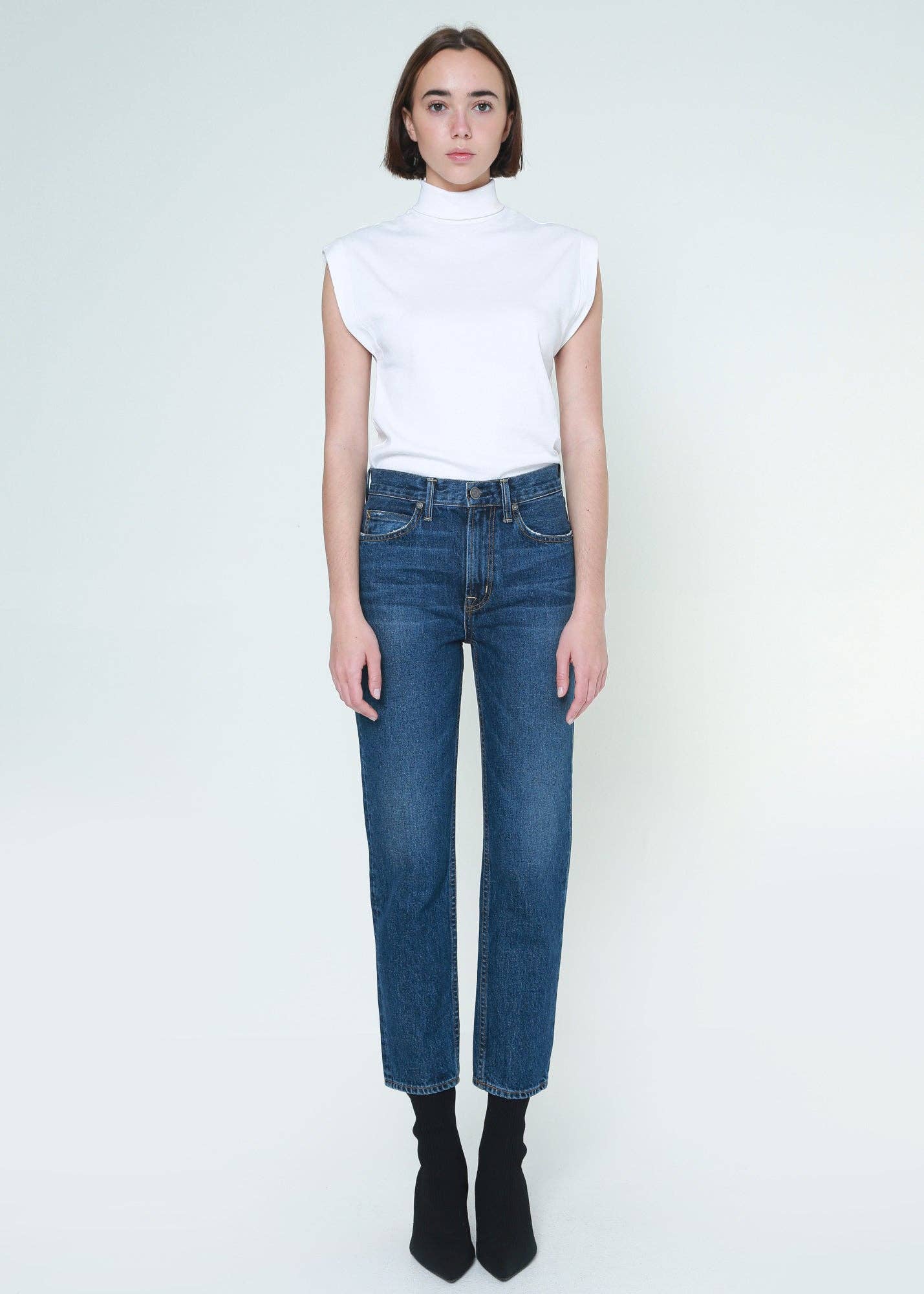 Mia Tapered Classic Fit Jean - Seattle
