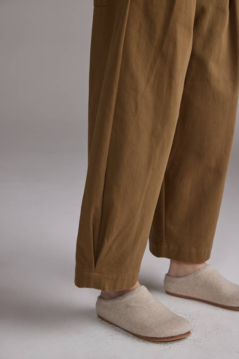 Pleated Volume Pants