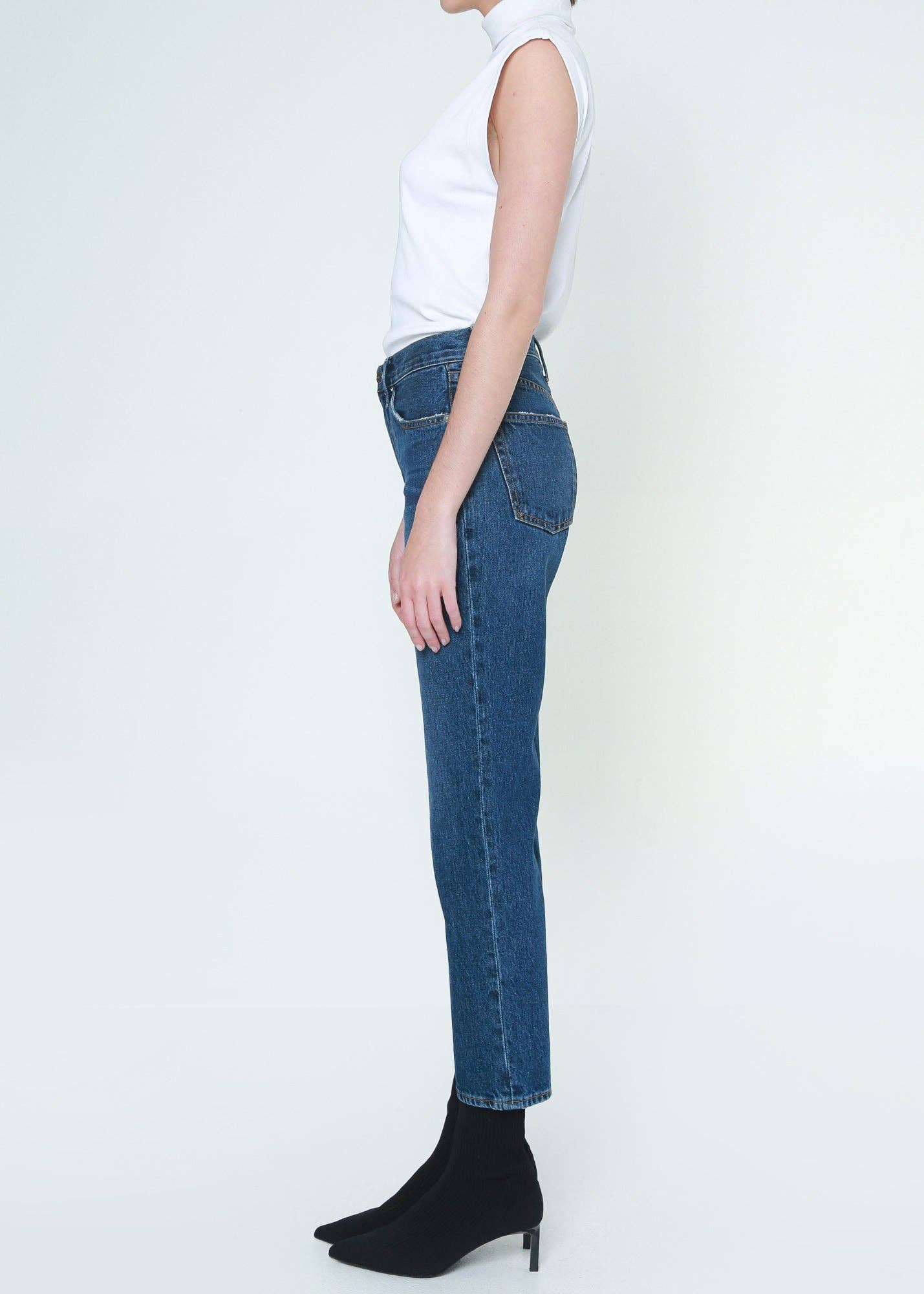 Mia Tapered Classic Fit Jean - Seattle