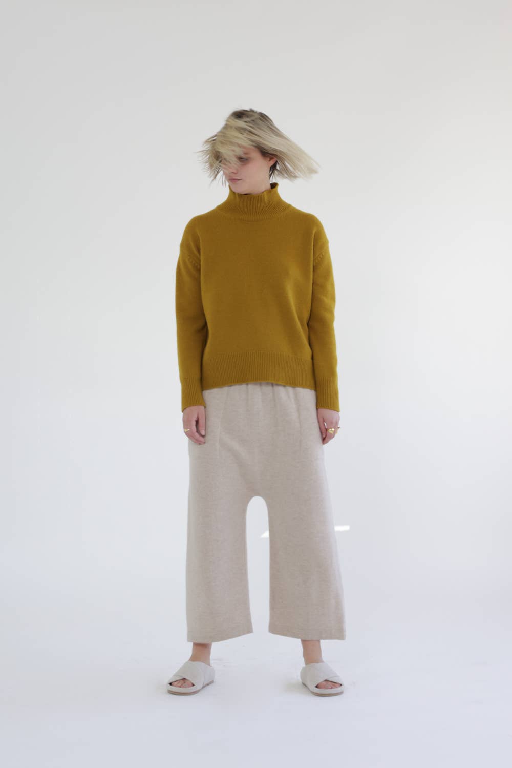 Cashmere wool blended knit baggy pants