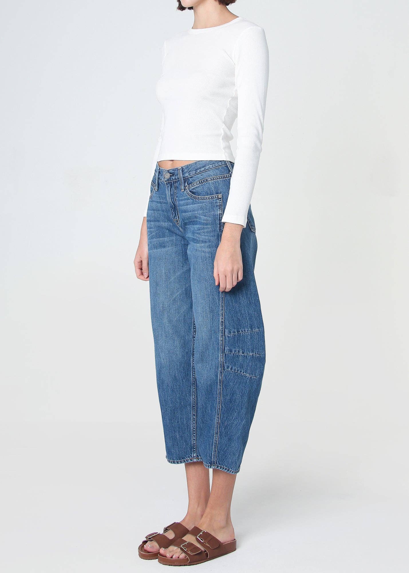 Ava Flutter Slung Fit Jeans - Pomona