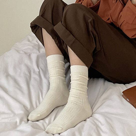 Vertical Stripe Crew Socks Women Cotton Stackable M5A307