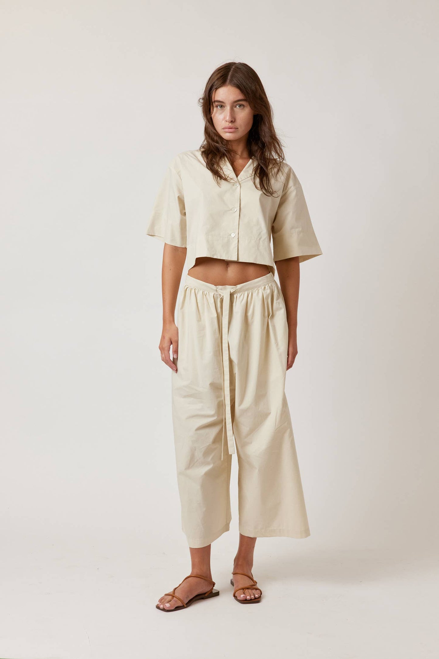 Half-sleeve crop button-down shirts