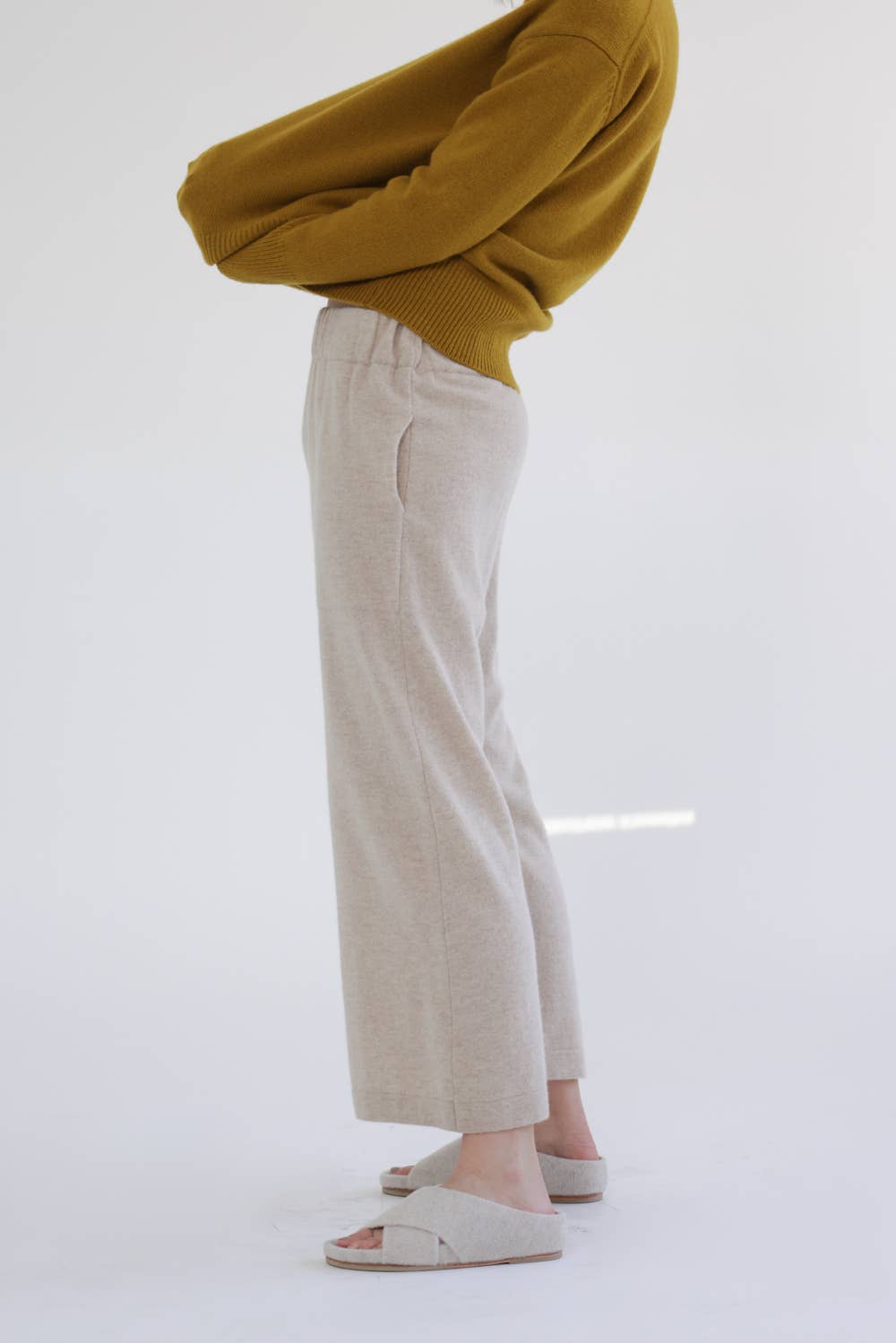 Cashmere wool blended knit baggy pants