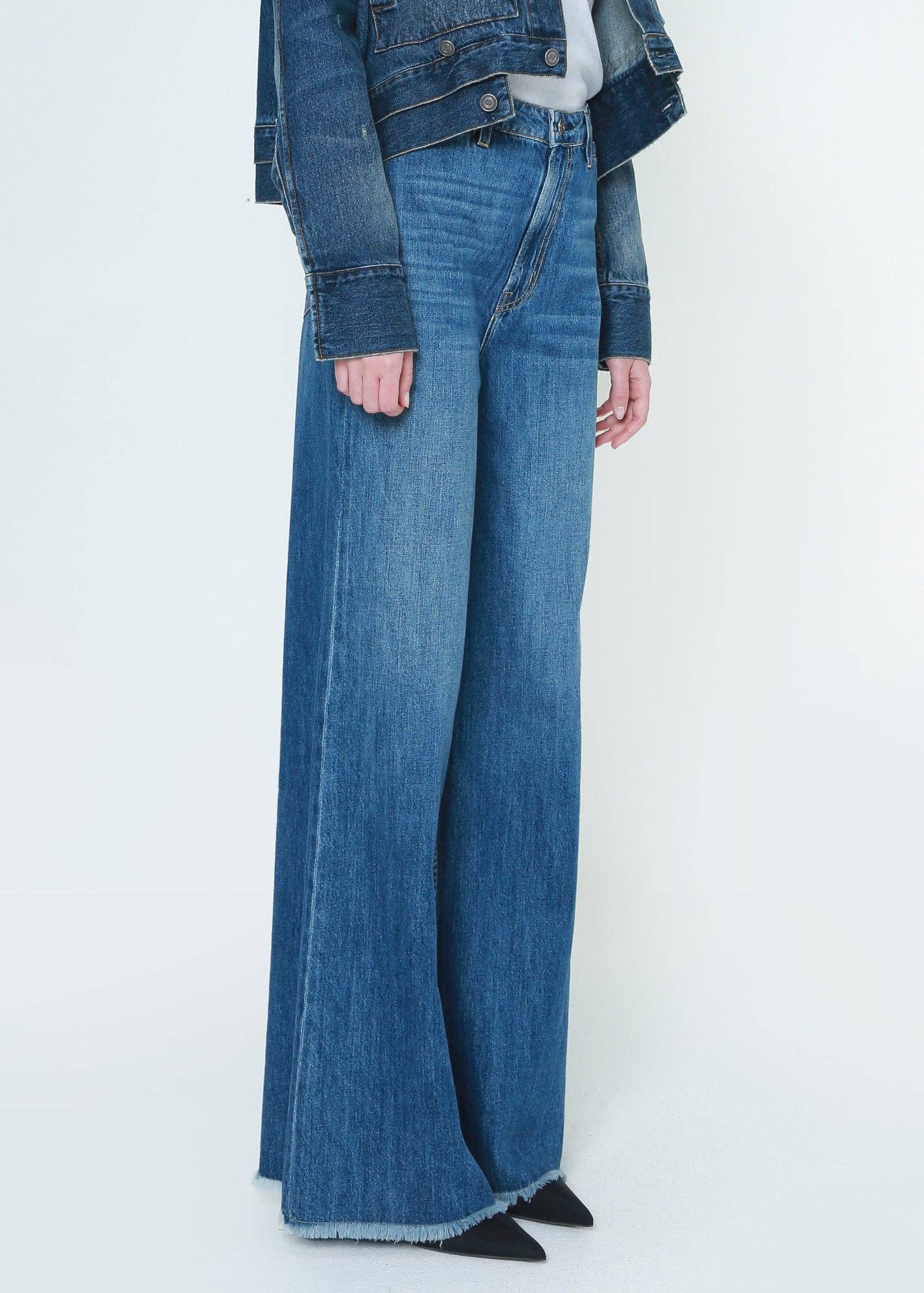 Sophia Super High Rise Wide Leg Jean - Vista