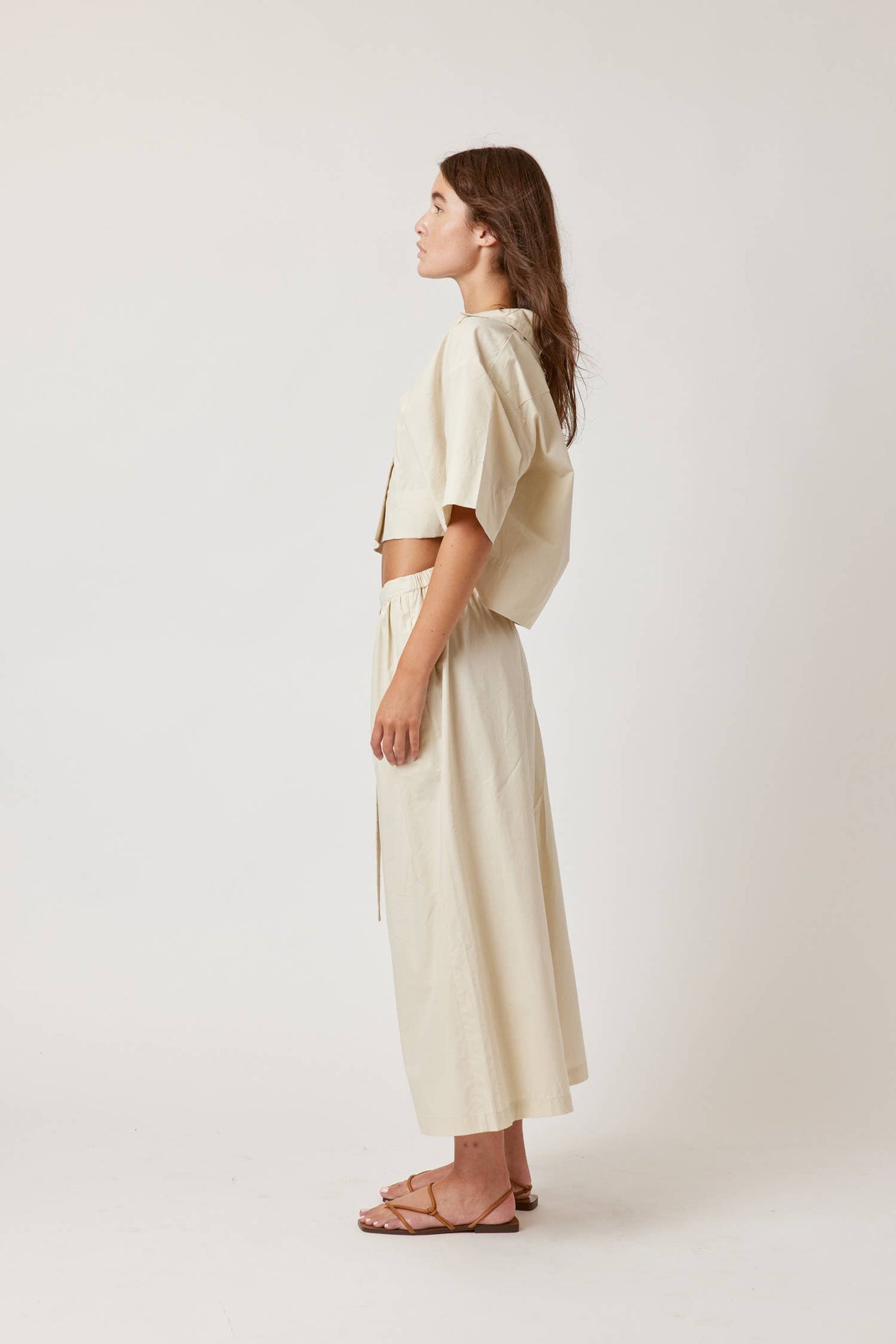 Half-sleeve crop button-down shirts