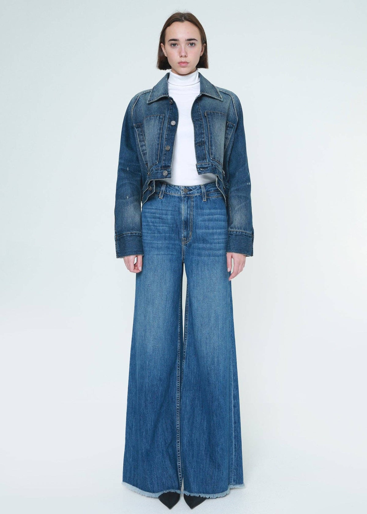 Sophia Super High Rise Wide Leg Jean - Vista