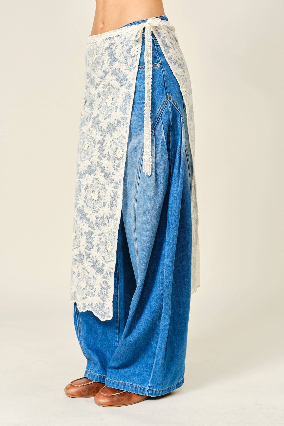 LAYERING LACE TIE-WRAP SKIRT