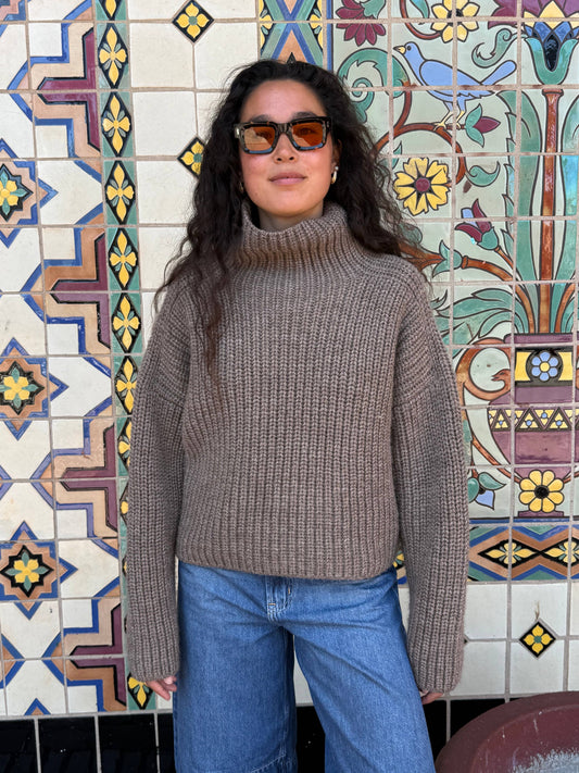 Highland Wool Bruno Sweater / Brown