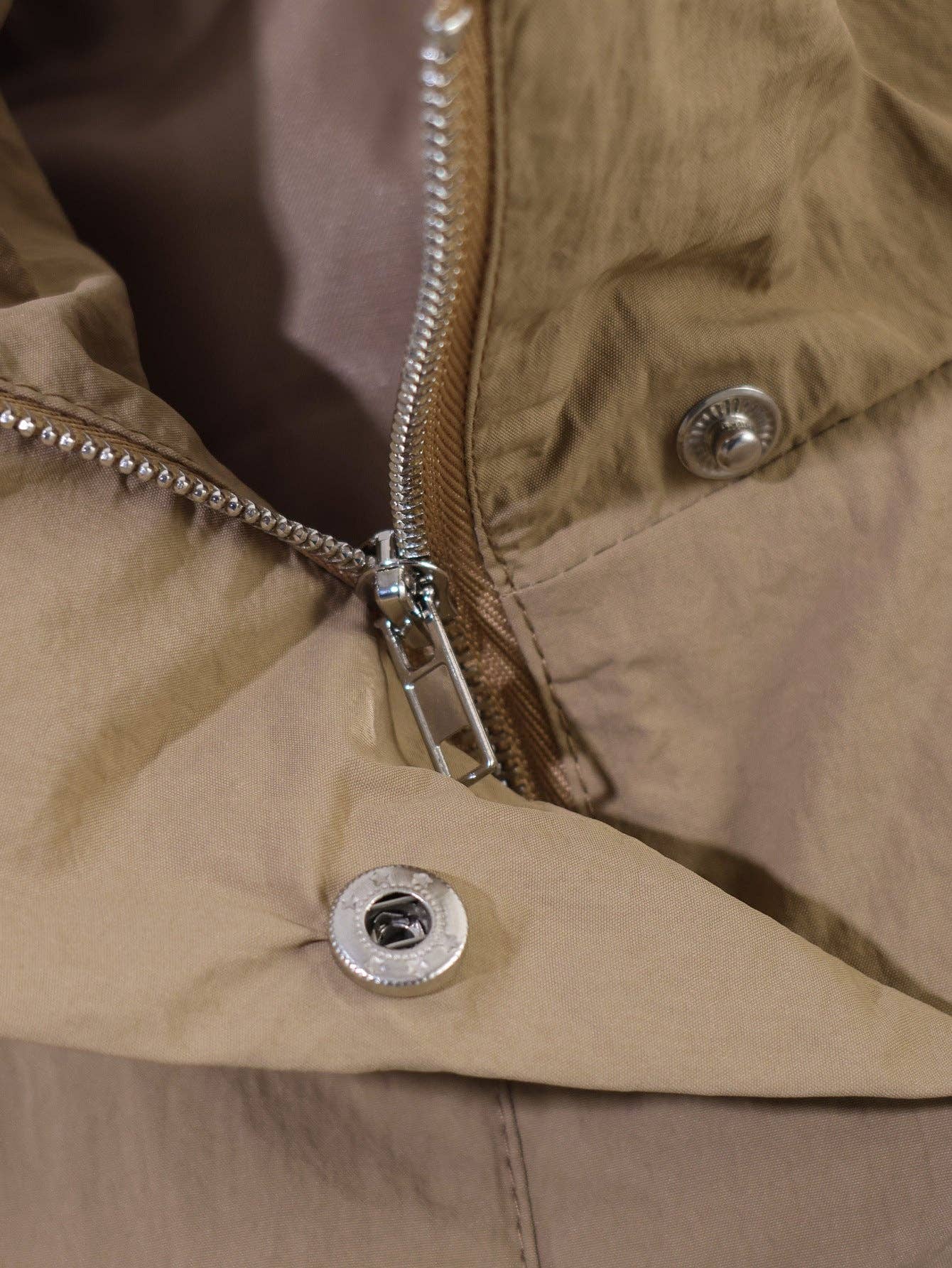 Zip Detail Long Sleeve Windbreaker Jacket Women N6D123