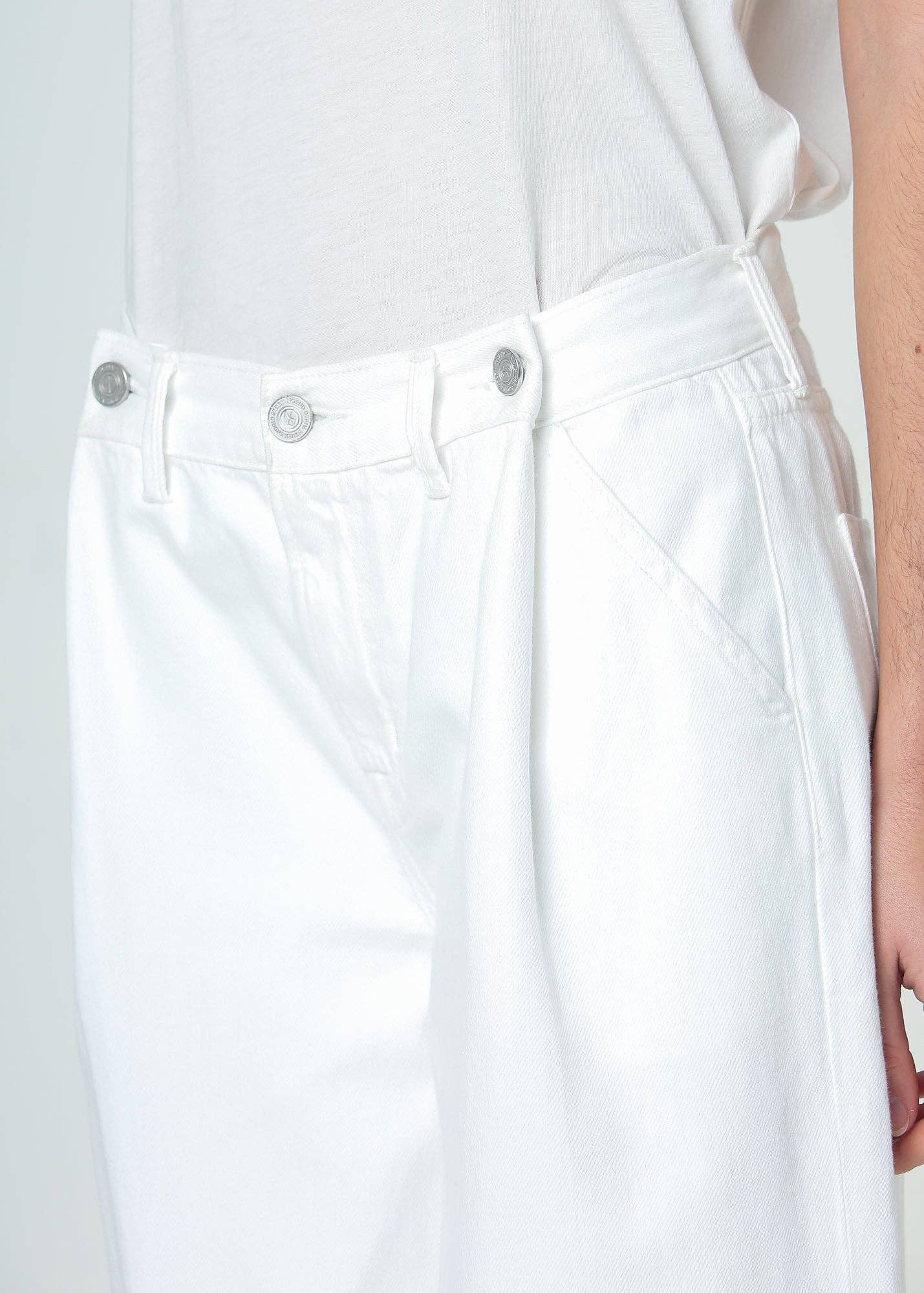 Adeline Cropped Barrel