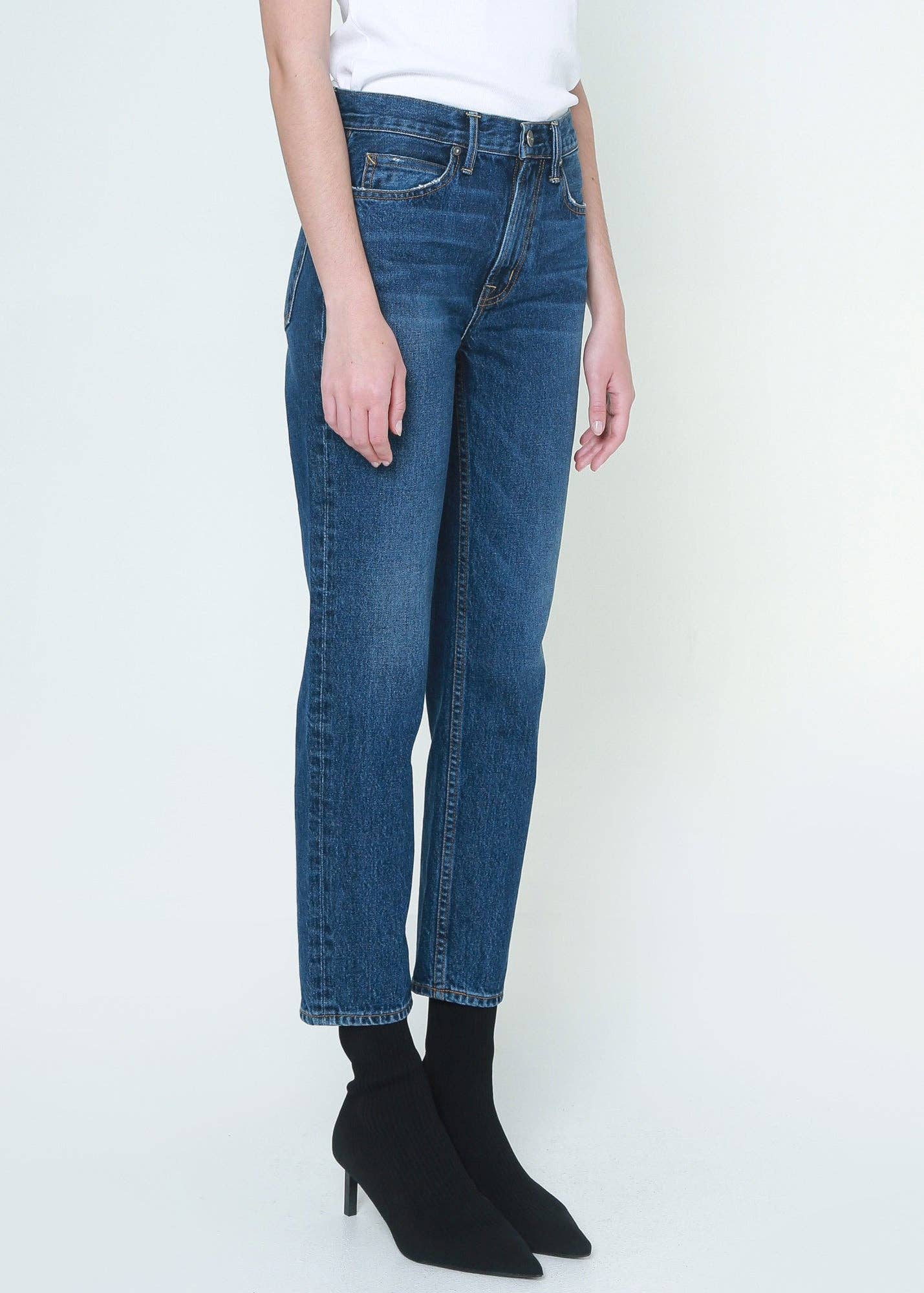 Mia Tapered Classic Fit Jean - Seattle