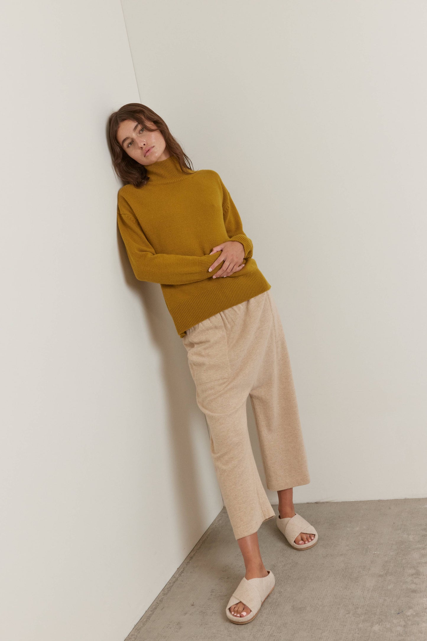 Cashmere wool blended knit baggy pants